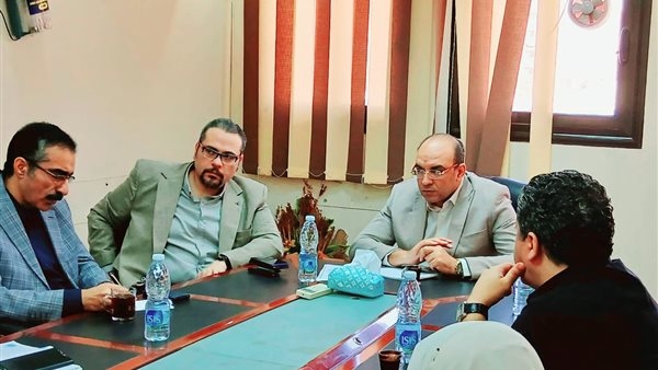 صحة الدقهلية تناقش بروتوكول تنسيق وتحويل الحالات الطارئة بين مستشفيات المحافظة