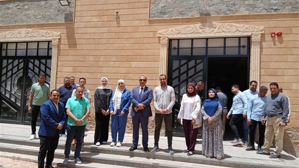 نائب محافظ المنيا يتفقد مجمع الذكاء المكاني المتقدم استعدادًا لافتتاحه