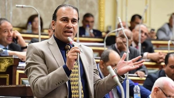 برلماني يتهم وكيل تعليم دمياط بإهمال مصلحة الطلاب والأخير يرد