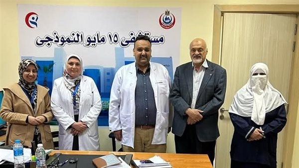 مستشفى 15 مايو التخصصي تنظم دورة تدريبية متقدمة في إنعاش القلب الرئوي.. صور