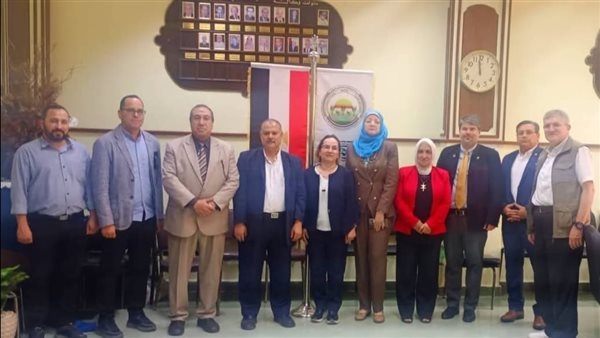 وفد دولي يزور معهد بحوث القطن لبحث سبل التعاون المشترك