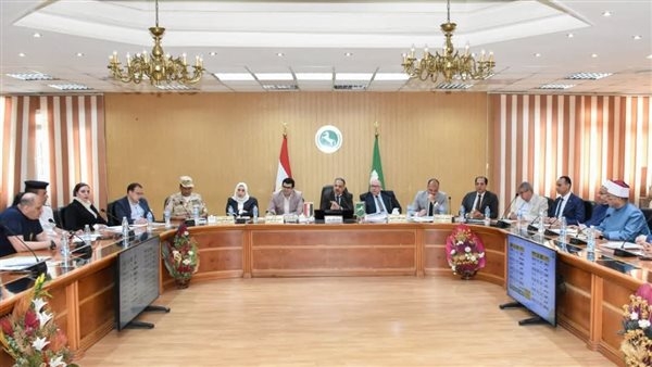 الموافقة على استكمال إجراءات تخصيص 3481 مترا لإقامة ملعب لمركز شباب كفر حمودة