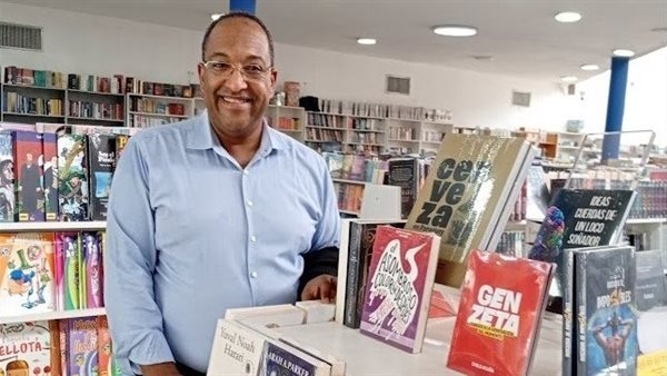 عادل موسى لـ "البوابة نيوز": الأدب هام جدًا فى  تشكيل الوعى الاجتماعى والنفسى للأطفال