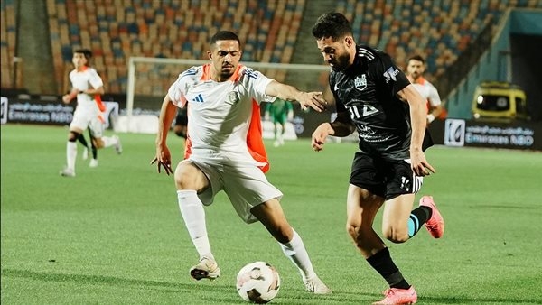 التعادل يحسم الشوط الأول من مباراة زد ضد طلائع الجيش