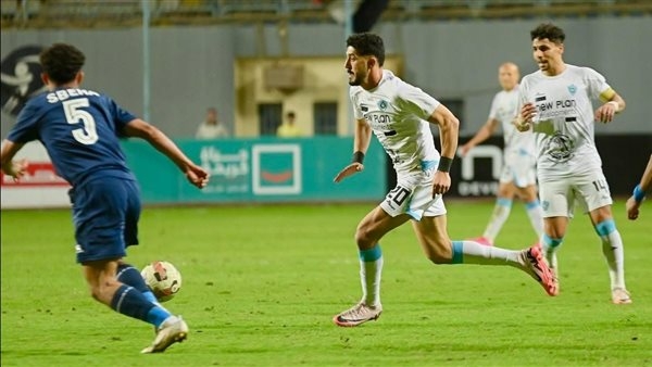 بن حمودة يقود تشكيل غزل المحلة ضد مودرن سبورت في الدوري