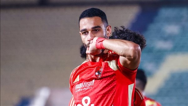 بعد التعاقد مع بن رمضان.. الأهلي يقرر عدم تجديد عقد عمرو السولية