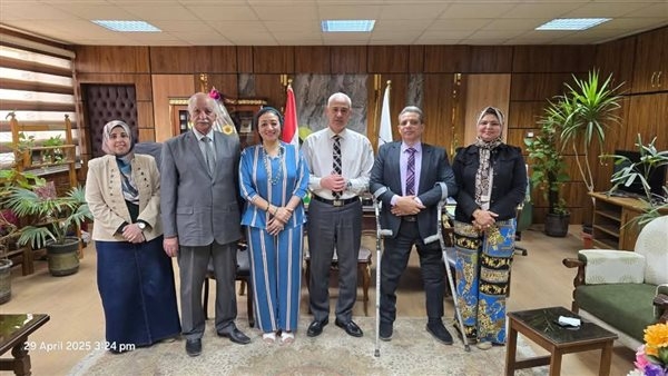 رئيس جامعة أسيوط: يشيد بدور وزارة التعليم العالي في دعم أفكار الطلاب المبتكرة