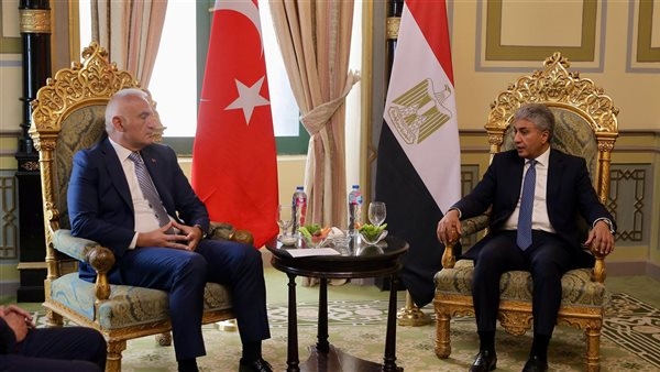 مقترح بتنظيم ورشة عمل لتعزيز فرص الاستثمار السياحي بين مصر وتركيا