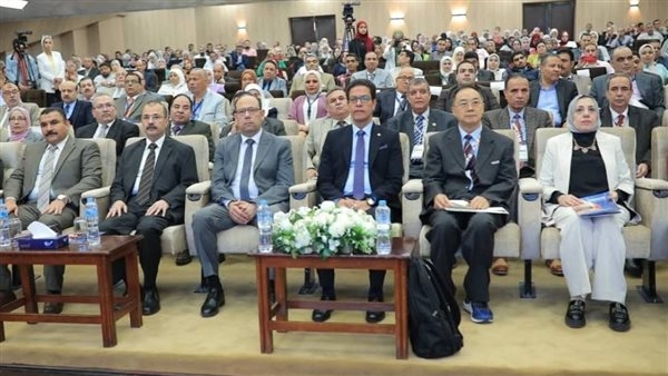 افتتاح فعاليات المؤتمر الرابع لطلاب الدراسات العليا في العلوم التطبيقية بجامعة بنها