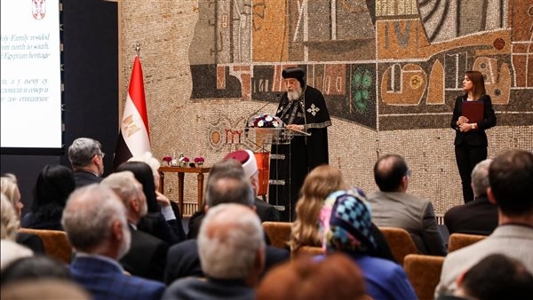 البابا تواضروس يتحدث عن "جسور المحبة" في محاضرة بالقصر الرئاسي بصربيا