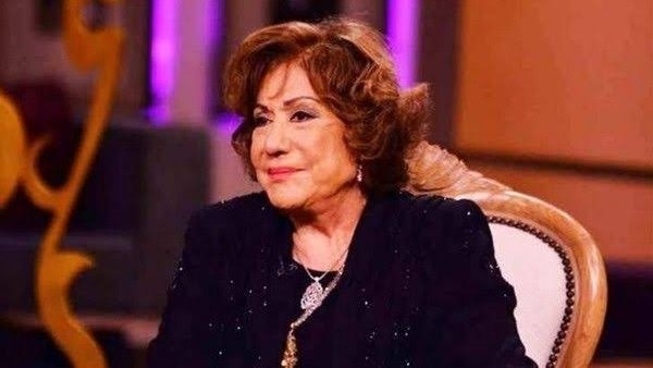 سميحة أيوب تعلق على شائعات حالتها الصحية