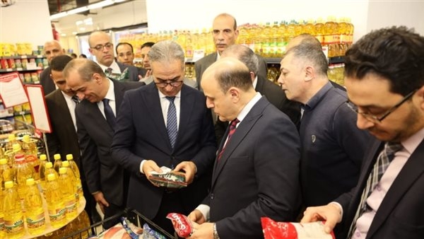 حماية المستهلك يحيل مخالفين للنيابة في كفر الشيخ