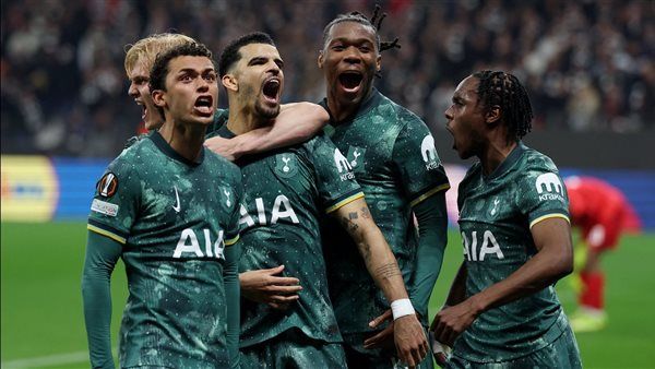 سولانكي يقود تشكيل توتنهام ضد بودو جليمت في الدوري الأوروبي