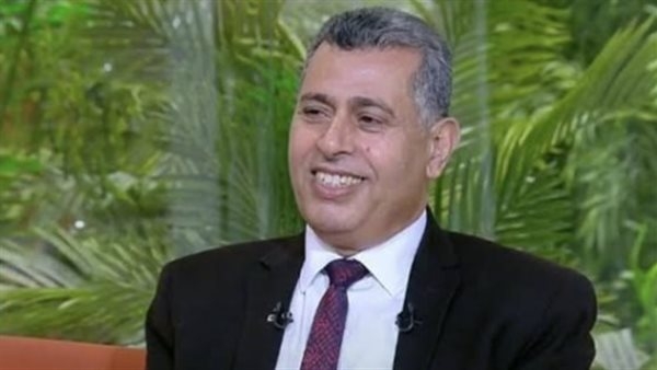 مستشار رئيس مصلحة الضرائب للممولين غير المسجلين : تعالوا سجلوا متخفوش