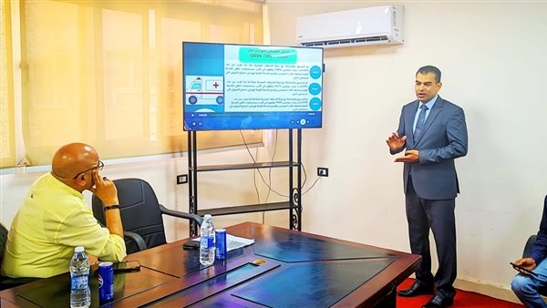 نموذج للانضباط المؤسسي.. إدارة الطوارئ والرعاية الحرجة بقنا تحقق نتائج ملموسة في المنظومة الصحية بالمحافظة