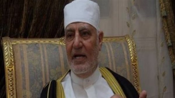 عباس شومان ينفي وفاة الدكتور نصر فريد واصل