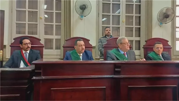 هدده بنشر صور فاضحة.. استئناف عامل على حكم سجنه بتهمة ابتزاز تاجر