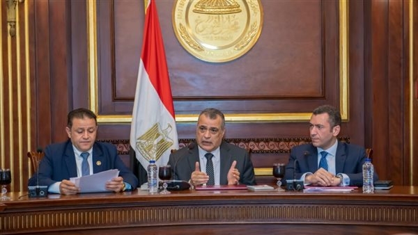 وزير الإنتاج الحربي: الصناعة قاطرة التنمية وداعم رئيسي للأمن القومي