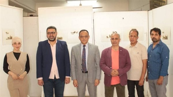 "الفنون الجميلة" بأسيوط تنظم معرضاً حول "التكنولوجيا الرقمية وتاثيرها على الرسوم القصصية للأطفال المكفوفين"