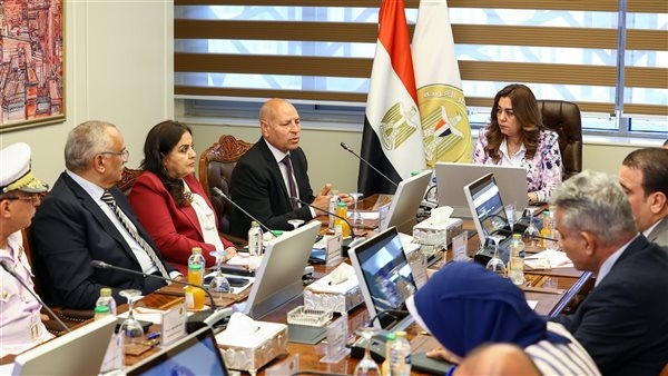 منال عوض: التنمية المحليةتسعى لإعادة الشكل الجمالي والحضاري للشارع المصري