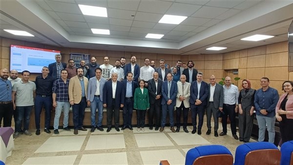 مستشفى زايد التخصصي تطلق النسخة الأولى من مؤتمر القسطرة المخية.. صور