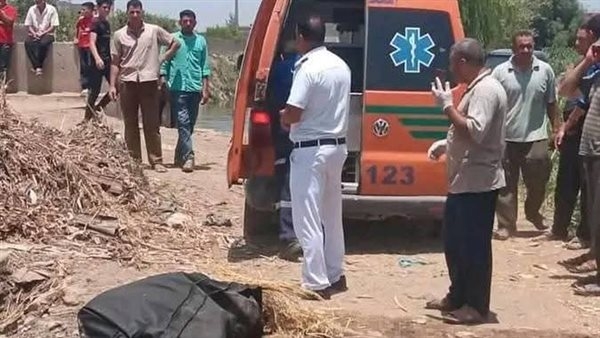 وفاة شخص وإصابة 10 آخرين في انقلاب ميكروباص بالفيوم