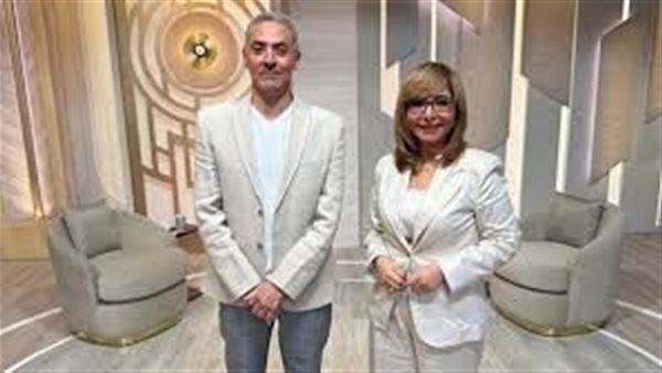 فتحي عبدالوهاب يكشف سر السليفي الشهير.. "الشرق الأوسط سف عليا"