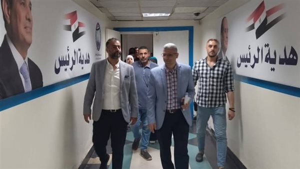 نائب "المعاهد التعليمية" يتفقد مستشفى الأحرار بالزقازيق لمتابعة أعمال التطوير