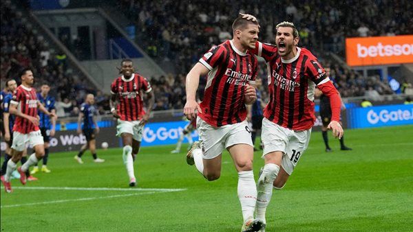 الدورى الإيطالى.. خيمينيز يقود ميلان لمواجهة روما