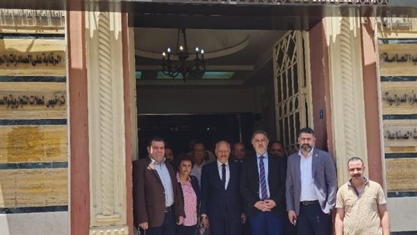 القنصل اليوناني يزور الغرفة التجارية بالبحيرة.. صور