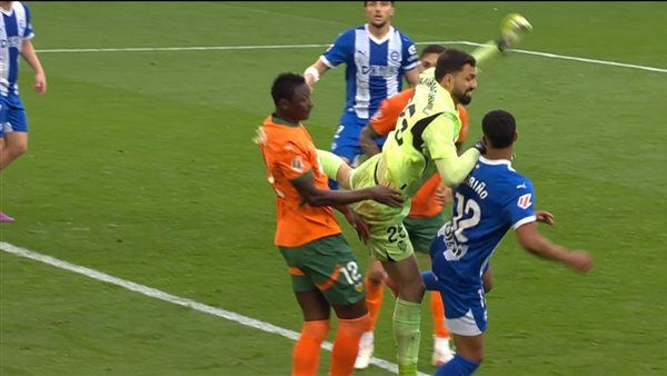 بركلة جزاء جدلية.. فالنسيا يخسر من ألافيس في الدوري الإسباني