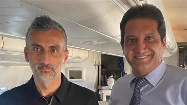 ريفيرو يصل القاهرة ويجتمع مع الخطيب قبل توقيع عقود تدريب الأهلي