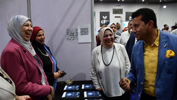 وزير الشباب والرياضة ومحافظ القليوبية يفتتحان ملتقى "توظيف مصر"