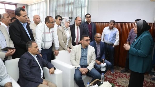 وزير الإسكان ومحافظ الشرقية يتفقدان محطة معالجة صرف صحي شلشلمون