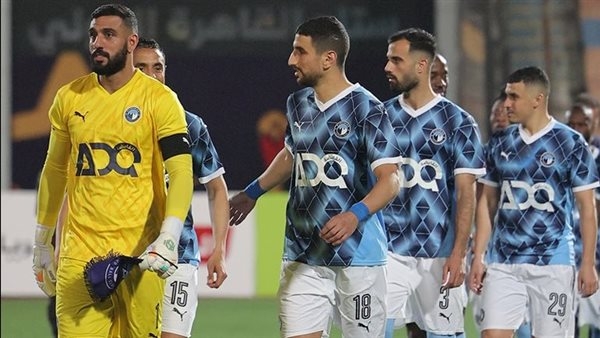 صراع لقب الدوري.. بيراميدز يتحدى بتروجت وينتظر "هدية" من البنك الأهلي