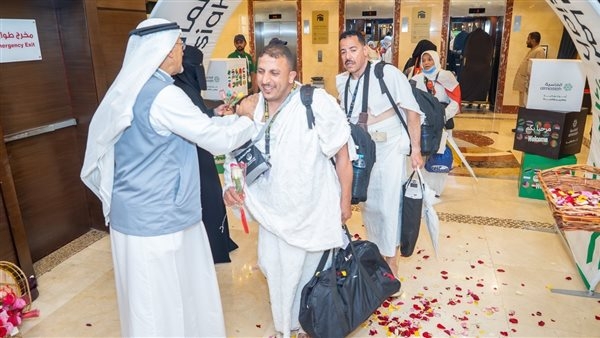 وصول أولى قوافل الحج  السياحي  القادمين برًا إلى الأراضي المقدسة