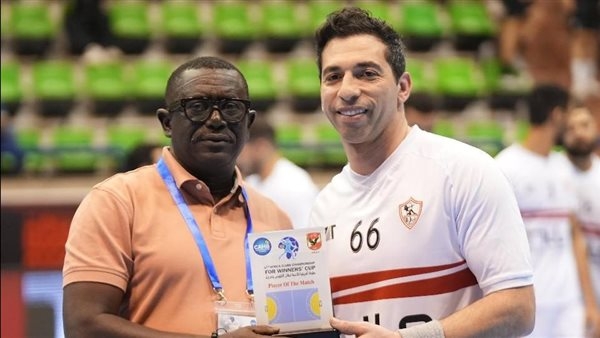 أحمد الأحمر أفضل لاعب في مباراة الزمالك ووداد سمارة