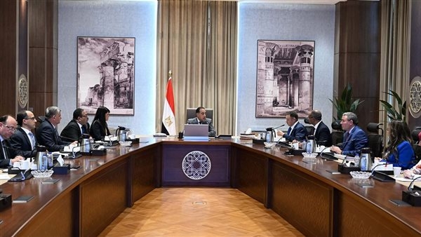 بالتفاصيل.. إنشاء 4 محطات تحلية جديدة بمدن "رأس غارب والقصير وسفاجا ومرسى علم " بالتوازي
