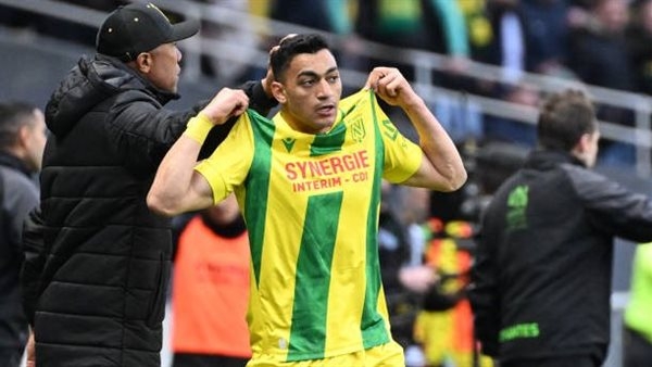 مصطفى محمد يتنفس الصعداء.. نانت يعلن رحيل مدربه بعد البقاء بالدوري الفرنسي