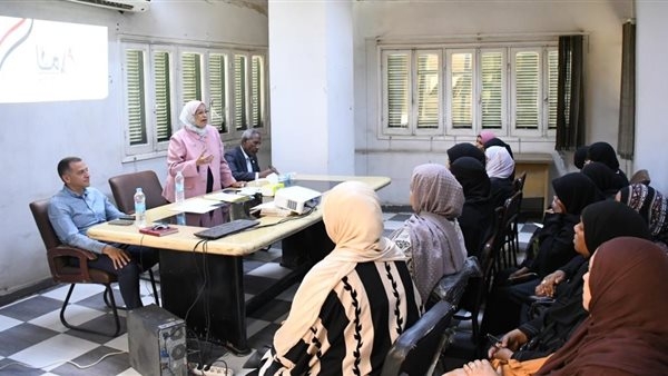 افتتاح سلسلة الدورات التدريبية لإطلاق مبادرة "معًا بالوعي نحميها" بأسوان