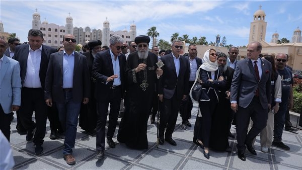 جولة تفقدية لوزير السياحة والآثار بدير أبومينا ومارمينا بالإسكندرية