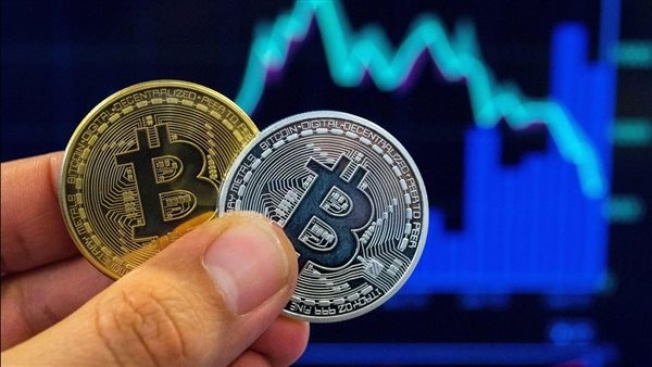 أسعار العملات الرقمية اليوم.. البيتكوين يقود السوق نحو ارتفاعات جديدة