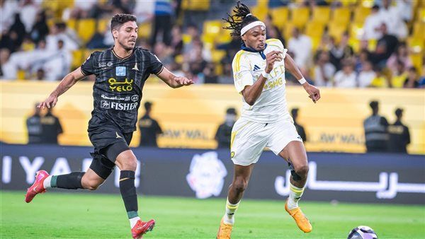 بمشاركة محمد شريف وتسجيل رونالدو.. النصر يضرب الخليج بثنائية في الدوري السعودي