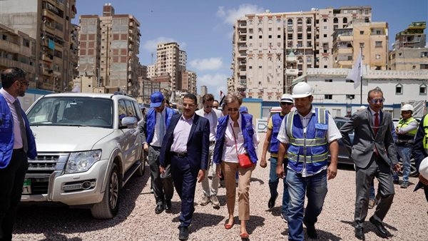 وفد وزارة التخطيط يتفقد مشروعات الشراكة بالإسكندرية
