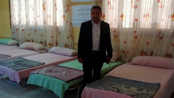 تجهيز استراحات مميزة للمعلمين والمراقبين على امتحانات الدبلومات الفنية بالفيوم.. صور