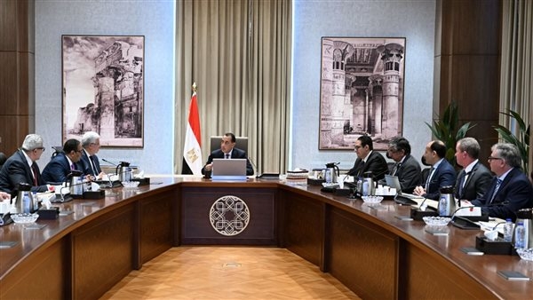 رئيس الوزراء يلتقى وفد جامعة أكسفورد