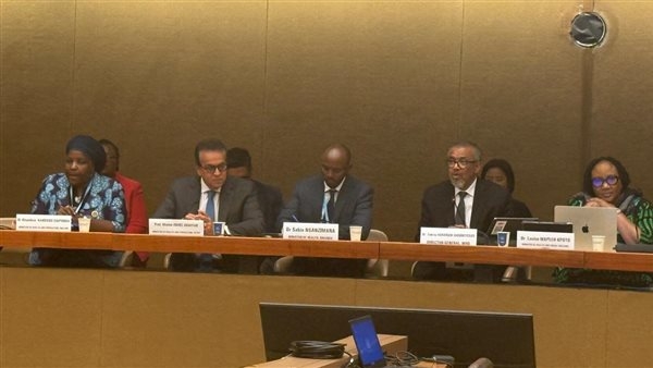 "عبدالغفار" يشارك في مائدة مستديرة حول التمويل المستدام لتسريع التغطية الصحية الشاملة  بـ«جنيف»