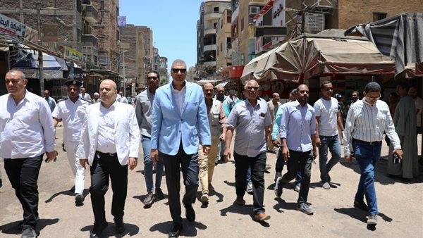 محافظ أسوان يتفقد شارع بور سعيد بكوم أمبو