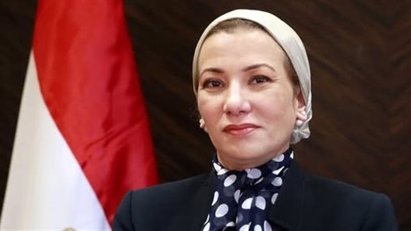وزير الشؤون النيابية يهنئ وزيرة البيئة بأمانة اتفاقية الأمم المتحدة لمكافحة التصحر