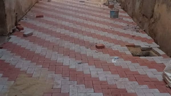 رئيس مدينة دمنهور يتابع تنفيذ مشروعات تحسين البنية التحتية.. صور